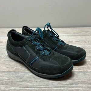 Dansko Helen Suede Casual Athletic Comfort Walking Shoes, Black Olive EUR 40